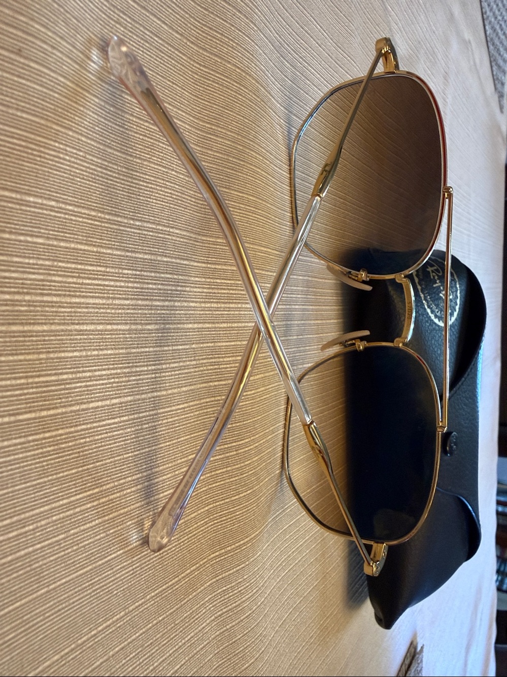 Ray Ban sun glasses - Picture 4 of 11